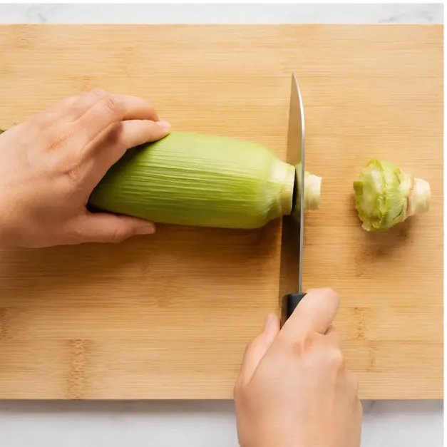 Step 3: Cutting off the stem end
