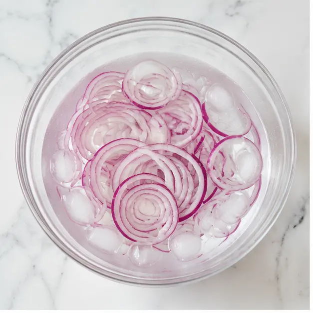 Step 1: Soaking red onion rings in ice water